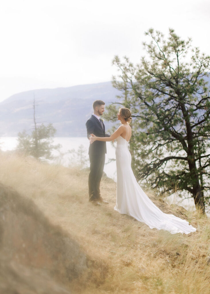 Rustic Reel Wedding in Kelowna + Knox Mountain Portraits Danae Marie Photography Okanagan photographer